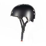Helm zwart zijkant