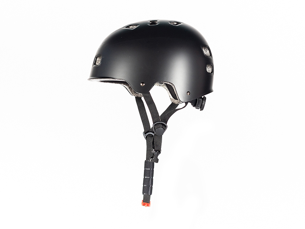 Helm zwart zijkant